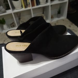 Black clogs